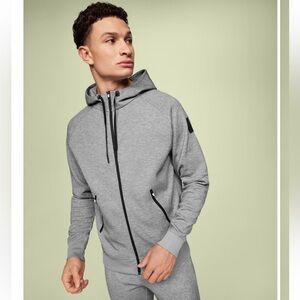 On Running Run On Clouds Zip Up Hoodie Men’s Size Medium Gray - zipper flaw